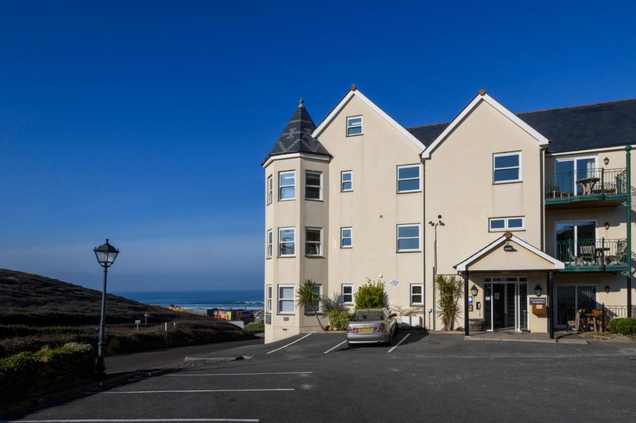 Beachcombers Apartments New Quay Exteriör bild