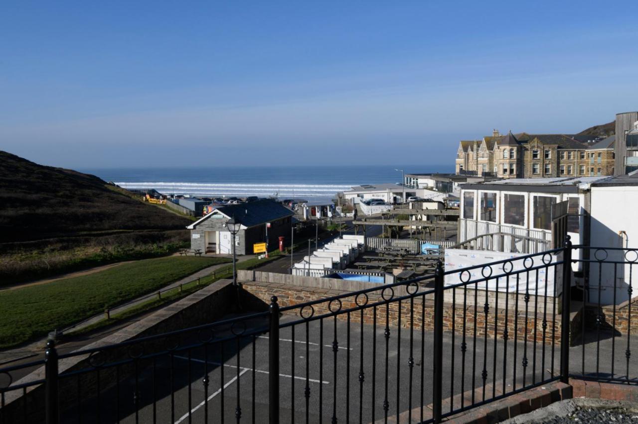 Beachcombers Apartments New Quay Exteriör bild