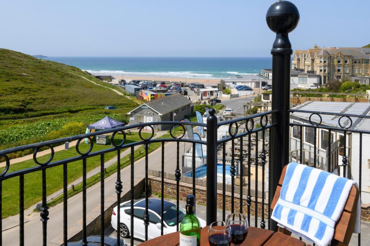 Beachcombers Apartments New Quay Exteriör bild
