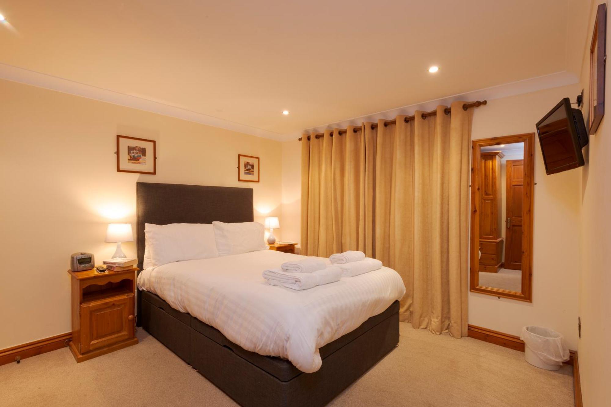 Beachcombers Apartments New Quay Rum bild